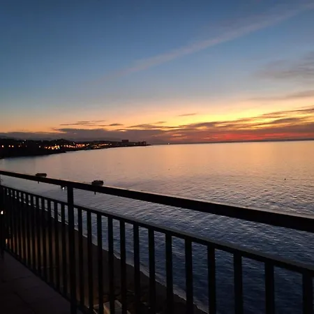 Front Sea View 10th In Apartman