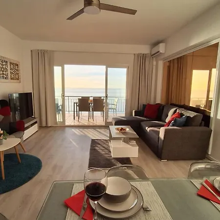 Front Sea View 10th In 丰希罗拉