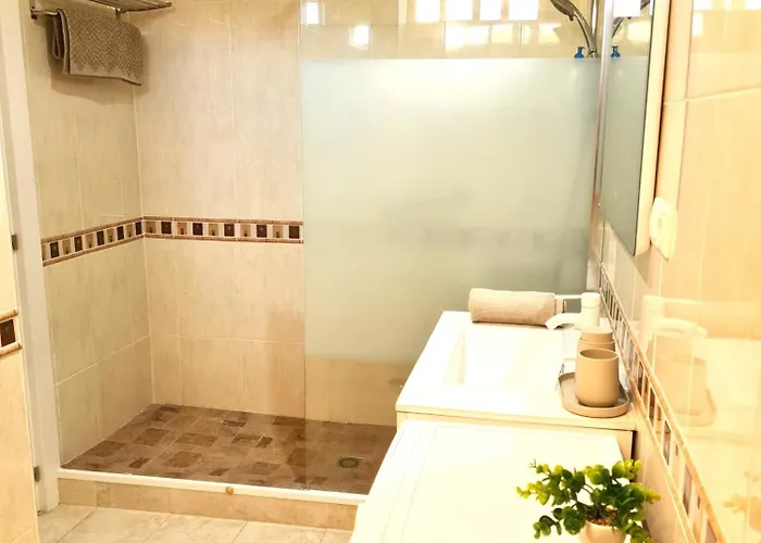 Daire Front Sea View 10th In *