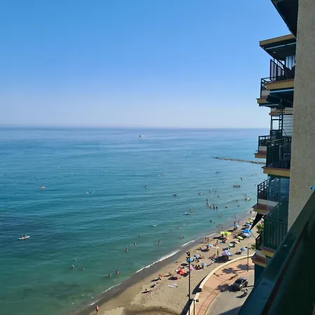 Апартаменти Front Sea View 10th In Фуенхірола
