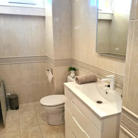 Апартаменти Front Sea View 10th In Фуенхірола