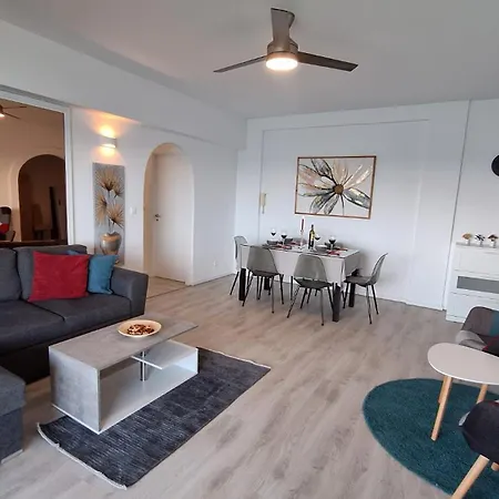 Appartamento Front Sea View 10th In