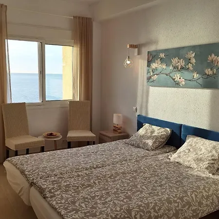 Front Sea View 10th In Апартаменти Фуенхірола